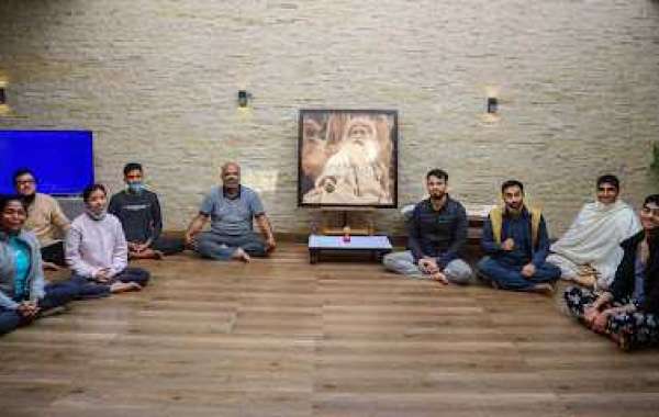 Looking for yoga classes in Gurgaon? | Join Sadhyog - Isha Hatha Yoga